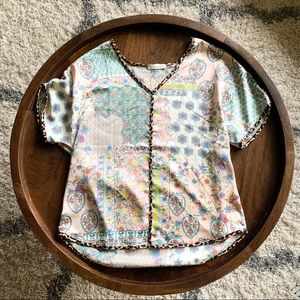 Adorable NWOT entro top